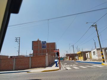 VENTA 4 HTS POCOLLAY TACNA