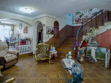 Casa en Venta Av. Gaspar de Villarroel