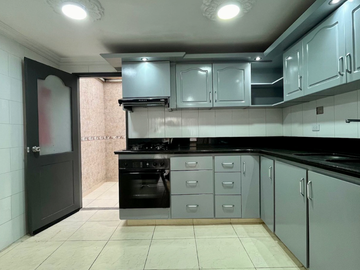 Extraordinaria casa en Conjunto Residencial con piscina en la Avenida Sur. Homecenter. Pereira.