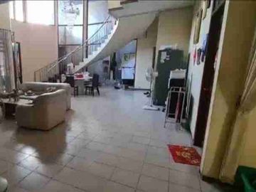 Dijual Rumah Besar Harga Murah di Raya Puncak Permai dekat Sukomanunggal,HR Muhammad,Kupang Indah