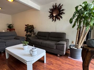 Casa en Venta en Fracc. Jardines de Santa Rosa