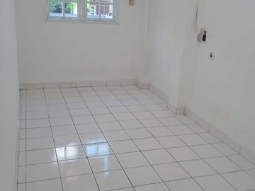Disewakan Cepat Rumah 1 Lt, Bagus, Rapi, Bebas Banjir, Kelapa Gading