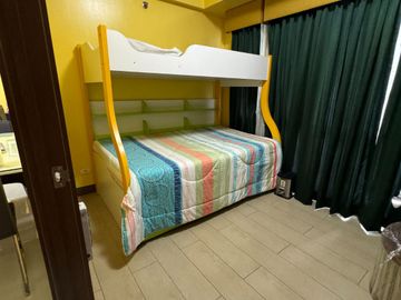 Two Bedroom unit w/ Parking at Palmtree Two Villas