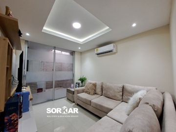 Casa de conjunto en venta en Villa Campestre