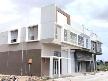 Alibaba Commercial Center Warehouse - Solutions for All Businesses in Batu Aji