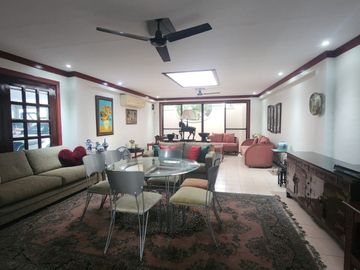Quezon City (QC) House and Lot in UP Village Diliman