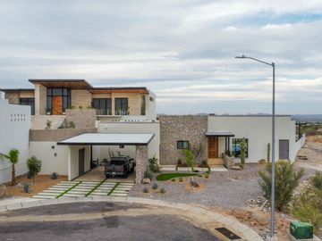 Casa en venta en Hacienda Residencial nueva de una planta