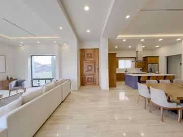 Casa en venta en Hacienda Residencial nueva de una planta