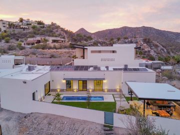 Casa en venta en Hacienda Residencial nueva de una planta