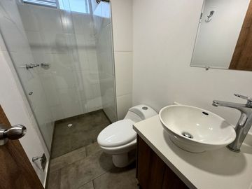 VENDO APARTAMENTO 70 M2 SECTOR BOSQUES DE NIZA EN MANIZALES