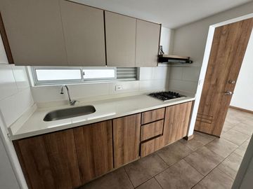 VENDO APARTAMENTO 70 M2 SECTOR BOSQUES DE NIZA EN MANIZALES
