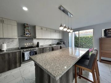 CASA EN VENTA CONDADO DEL VALLE METEPEC, $6,300,000