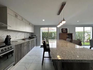 CASA EN VENTA CONDADO DEL VALLE METEPEC, $6,300,000