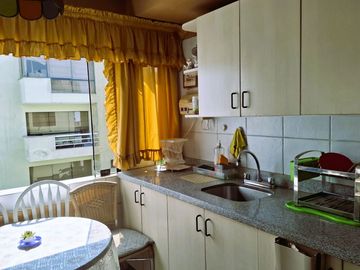 Vendo  Dúplex,277 m2, US$230,000, 3 hab, 3 baños, terraza, piscina, Surco