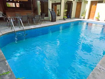Vendo  Dúplex,277 m2, US$230,000, 3 hab, 3 baños, terraza, piscina, Surco