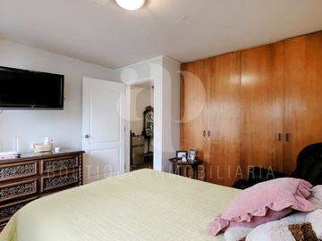 Vendo  Dúplex,277 m2, US$230,000, 3 hab, 3 baños, terraza, piscina, Surco