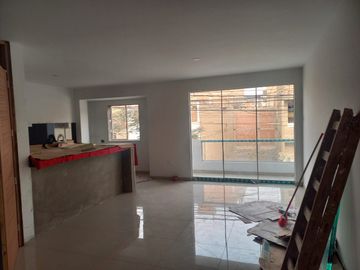 VENDO DUPLEX DE 149 M2 DE AREA ACUPADA, PISO 4,5, URBANIZACION SANTO DOMINGO ETAPA 12-CARABAYLLO