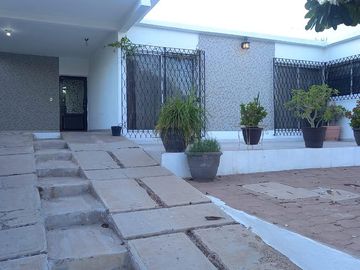 CASA  CON VISTA AL MAR EN VENTA GUAYMAS