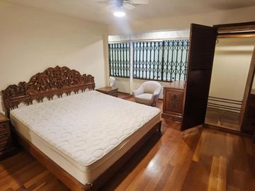 VENDO LINDO DEPARTAMENTO 150 M2 CON 3 HABITACIONES, UBICADO EN LA AVENIDA LAS PALMERAS, CAMACHO - LA MOLINA (FRENTE AL COLEGIO ROOSEVELT).