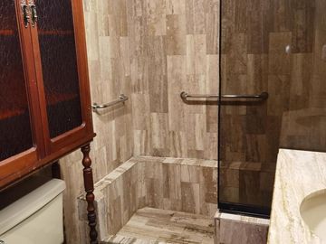 VENDO LINDO DEPARTAMENTO 150 M2 CON 3 HABITACIONES, UBICADO EN LA AVENIDA LAS PALMERAS, CAMACHO - LA MOLINA (FRENTE AL COLEGIO ROOSEVELT).
