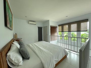 Resort for sale Resort business still in operation Good atmosphere near tourist attractions Khao Chee Chan area, Pattaya