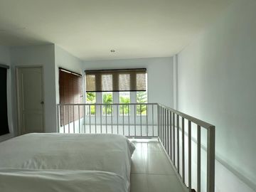 Resort for sale Resort business still in operation Good atmosphere near tourist attractions Khao Chee Chan area, Pattaya