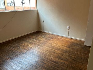 Vendo departamento en Matías Romero en la  Colonia del Valle Centro ubicadísimo.