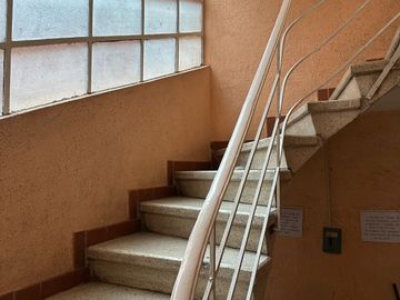 Vendo departamento en Matías Romero en la  Colonia del Valle Centro ubicadísimo.