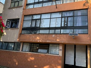 Vendo departamento en Matías Romero en la  Colonia del Valle Centro ubicadísimo.
