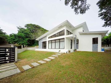 House in Tali Beach Subdivision, Nasugbu