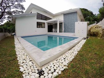 House in Tali Beach Subdivision, Nasugbu