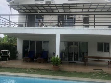DBC - FOR SALE: 3-Bedroom Beachhouse in Nasugbu, Batangas City, Batangas