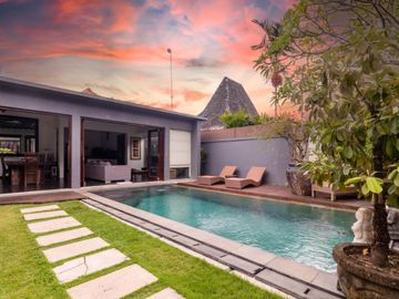Turnkey 3 Bedroom Villa in Central Canggu for Sale Leasehold