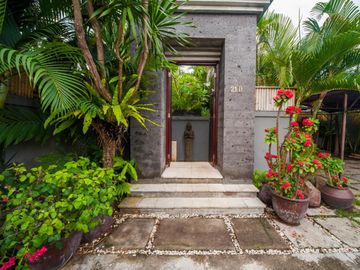 Turnkey 3 Bedroom Villa in Central Canggu for Sale Leasehold