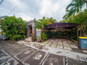 Turnkey 3 Bedroom Villa in Central Canggu for Sale Leasehold
