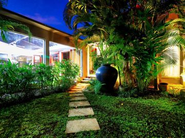 Turnkey 3 Bedroom Villa in Central Canggu for Sale Leasehold