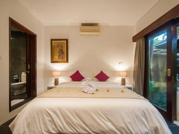 Turnkey 3 Bedroom Villa in Central Canggu for Sale Leasehold