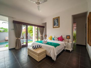 Turnkey 3 Bedroom Villa in Central Canggu for Sale Leasehold