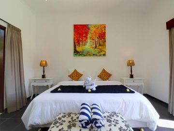 Turnkey 3 Bedroom Villa in Central Canggu for Sale Leasehold