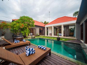Turnkey 3 Bedroom Villa in Central Canggu for Sale Leasehold