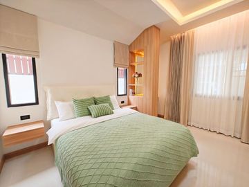 Move-In Ready! Luxury 4-Bedroom Detached House for Sale in Pattaya