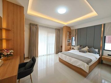 Move-In Ready! Luxury 4-Bedroom Detached House for Sale in Pattaya