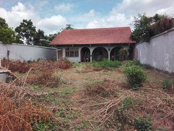 House for sale near adi sucipto air port sleman yogyakarta