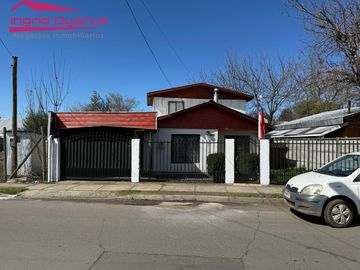 VENDO HERMOSA CASA UBICADA EN SECTOR CENTRICO DE PINTO