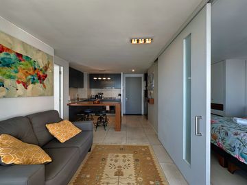Se Vende Hermoso Departamento 2 Dormitorios, Mariposa. Reñaca. Vista al Mar