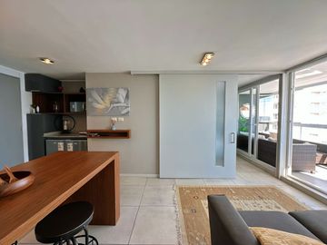 Se Vende Hermoso Departamento 2 Dormitorios, Mariposa. Reñaca. Vista al Mar
