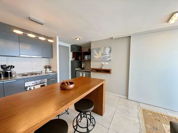 Se Vende Hermoso Departamento 2 Dormitorios, Mariposa. Reñaca. Vista al Mar