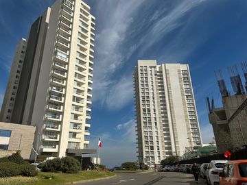 Se Vende Hermoso Departamento 2 Dormitorios, Mariposa. Reñaca. Vista al Mar