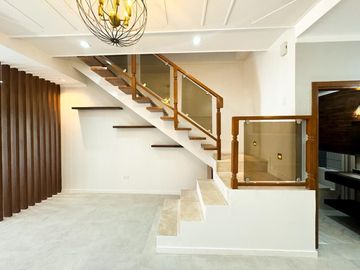 Modern 3-Bedroom 2- Storey Triplex House and Lot for Sale in Las Piñas City