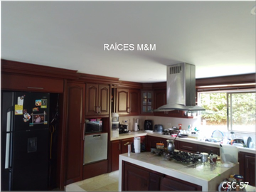 VENDO MAGNÍFICA CASA CAMPESTRE, IDEAL PARA VIVIR EN UN ESTILO DE VIDA CÓMODO, ESPACIOS GENEROSOS.